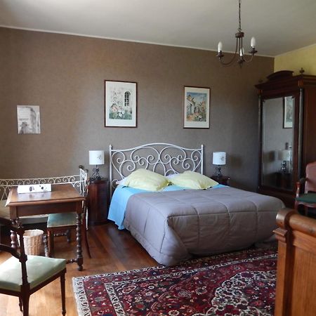 Chambres D'Hotes - Domaine Des Perrieres Crux-la-Ville Værelse billede