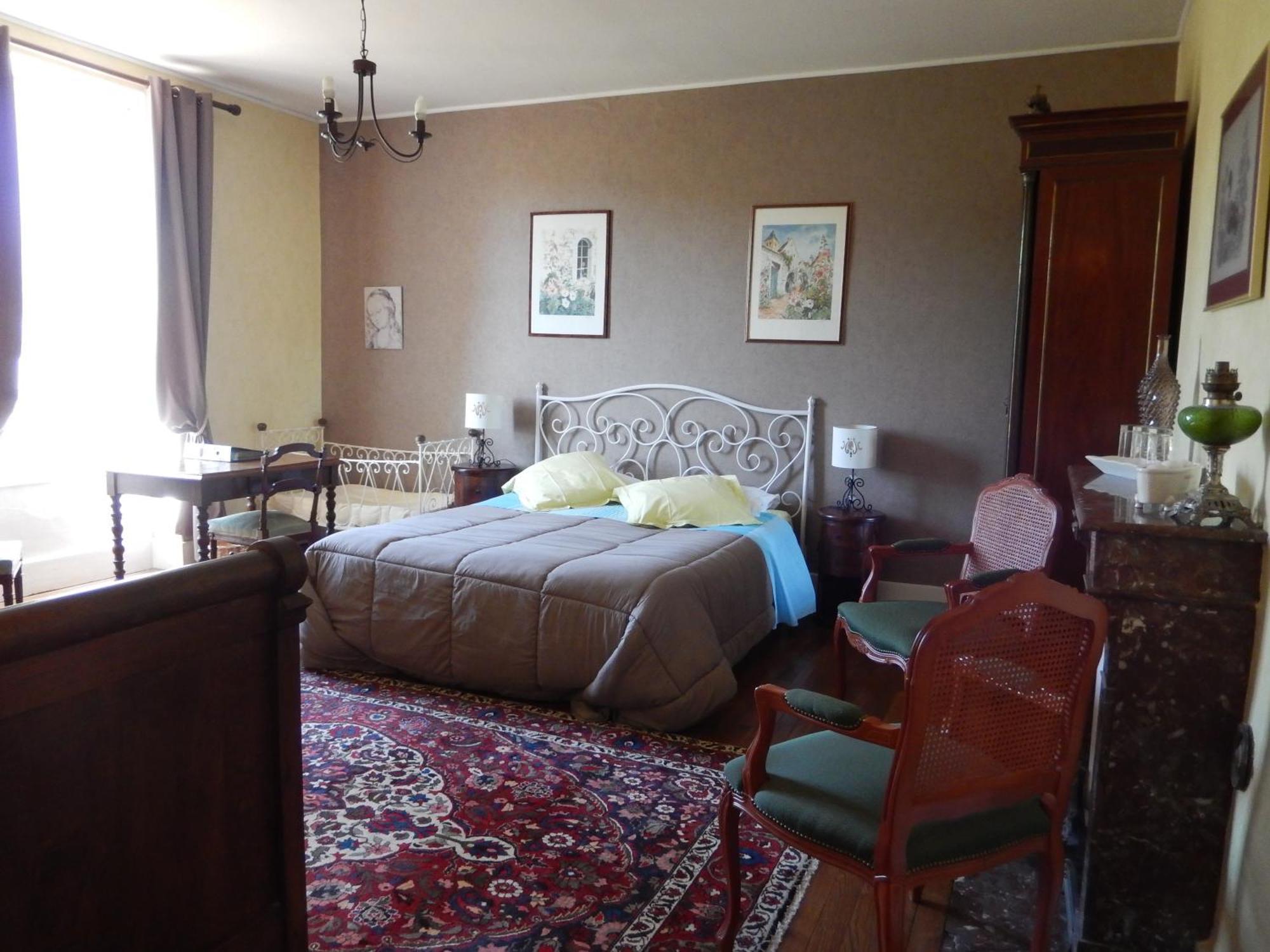 Chambres D'Hotes - Domaine Des Perrieres Crux-la-Ville Værelse billede