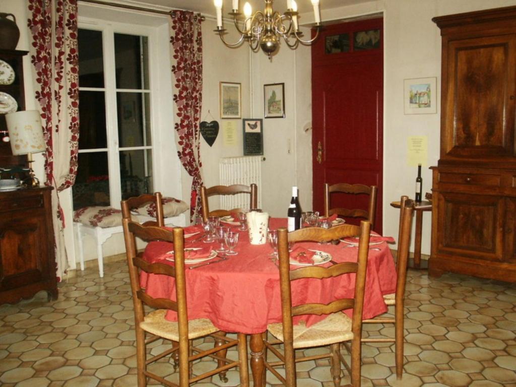 Chambres D'Hotes - Domaine Des Perrieres Crux-la-Ville Eksteriør billede