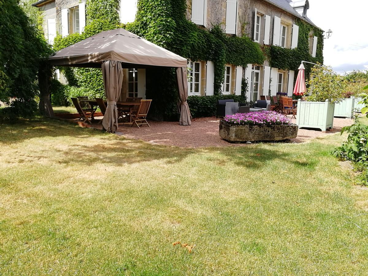 Chambres D'Hotes - Domaine Des Perrieres Crux-la-Ville Eksteriør billede